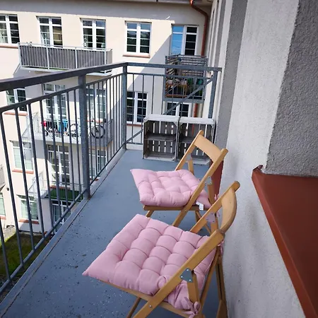 Apartment Blonia 8 *
